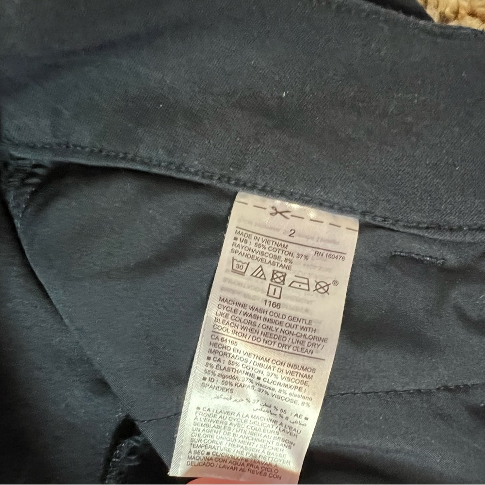 Old Navy Pixie High Rise Pants in Navy Blue - Picture 7 of 7